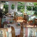 Mount Edward Bed & Breakfast 3*