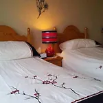 Bed & Breakfast Mount Edward 3*