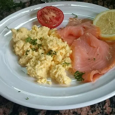 Frühstückspension Mount Edward 3*