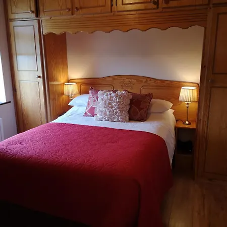 爱德华山旅舍 3*