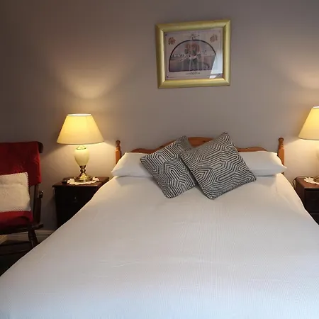 爱德华山旅舍 Grange (Sligo)